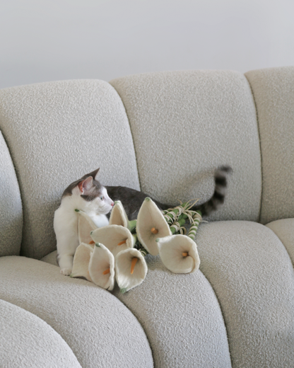 Flora Cat Wand Toy